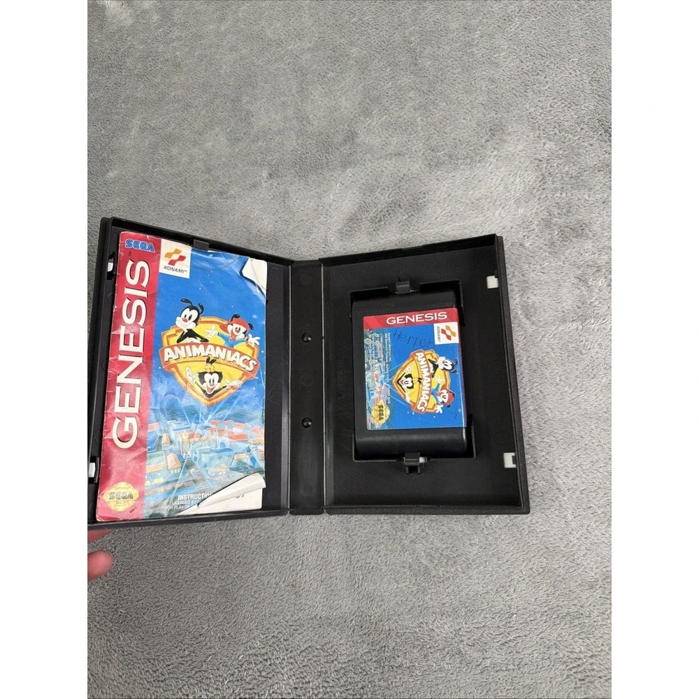 Animaniacs (Sega Genesis, 1994) Complete In Box With Manual